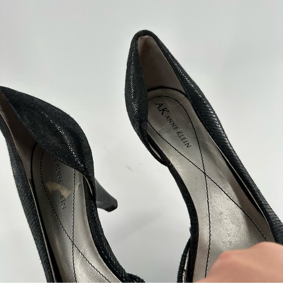 AK Anne Klein womens heels size 8.5 Roselyn black faux leather dorsay buckle - Picture 11 of 14